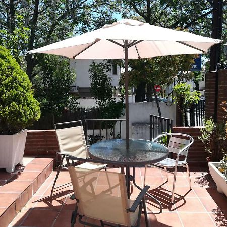 Hostal Brunete Buitenkant foto