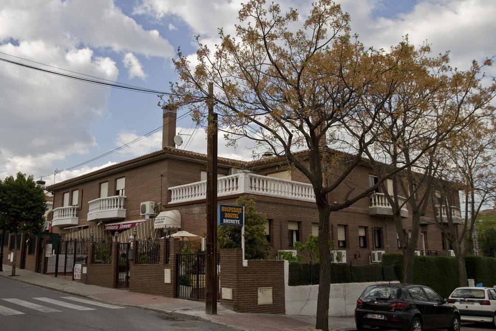 Hostal Brunete Buitenkant foto